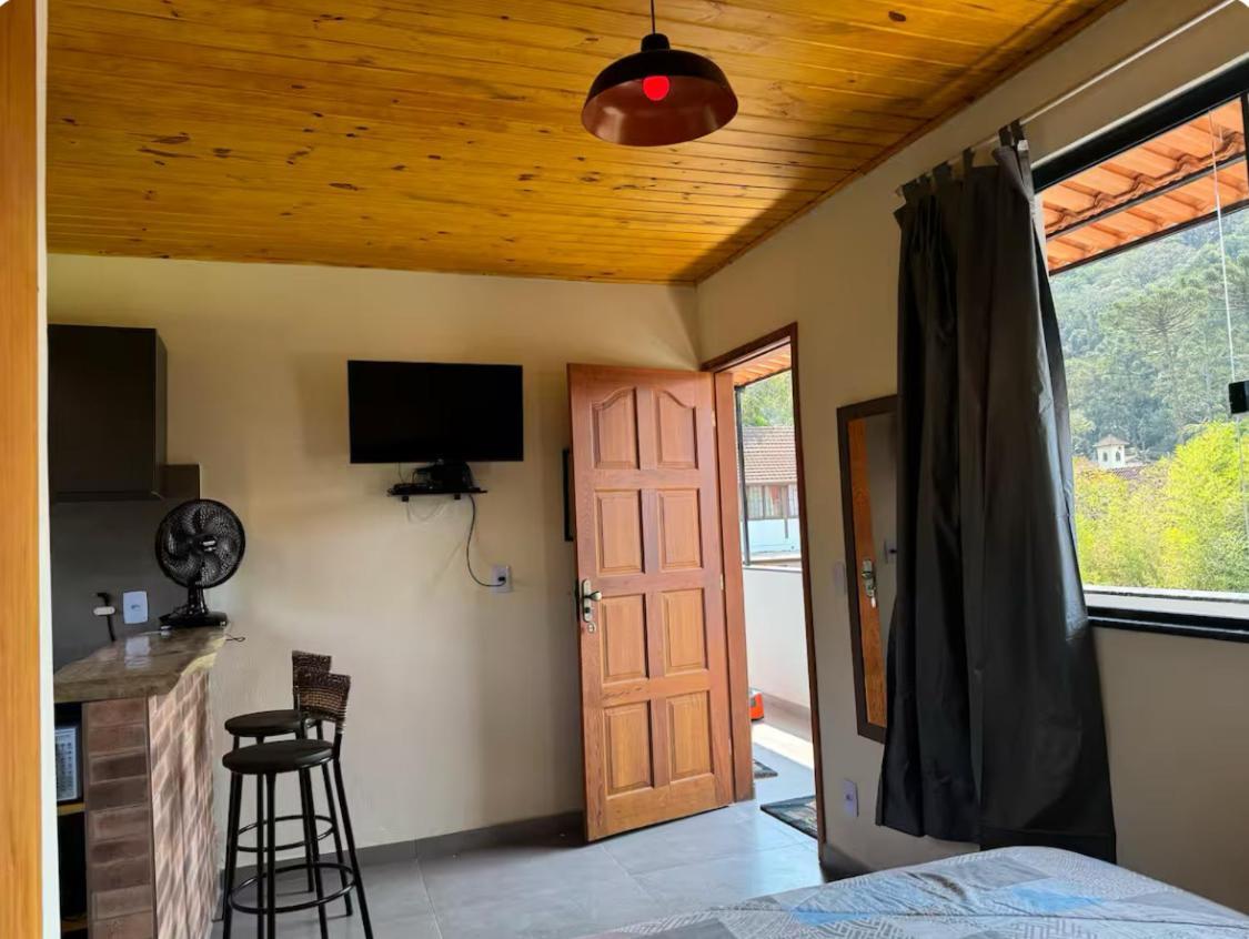 Alpininha Kitnet Apartamento Bocaina de Minas Exterior foto